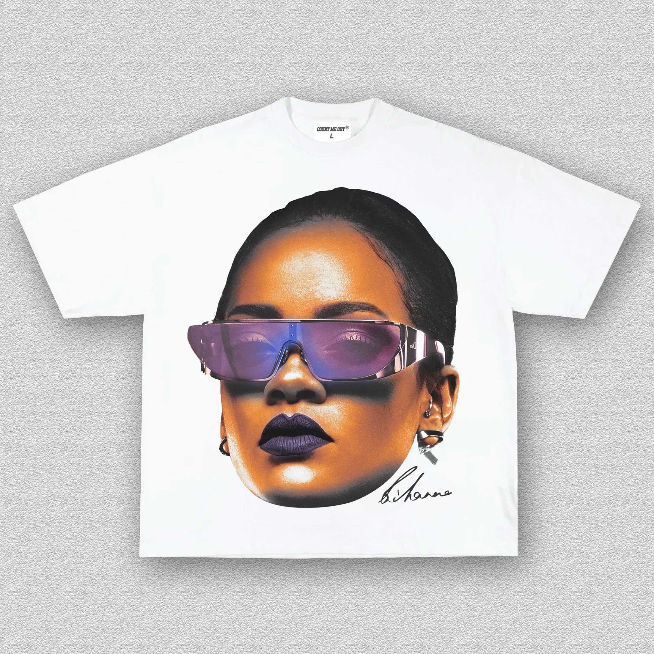 BIG FACE RIHANNA TEE