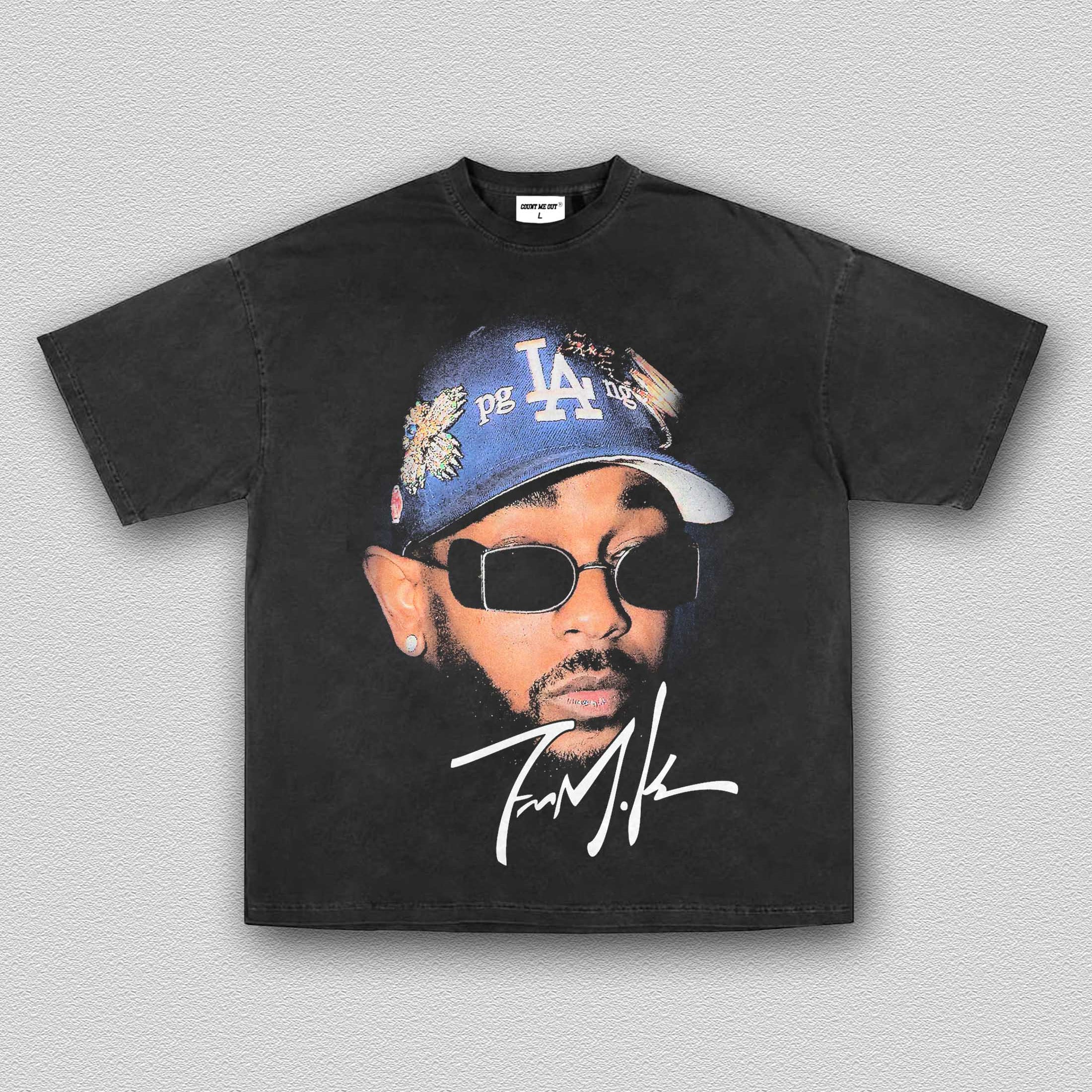 K.DOT BIG FACE TEE