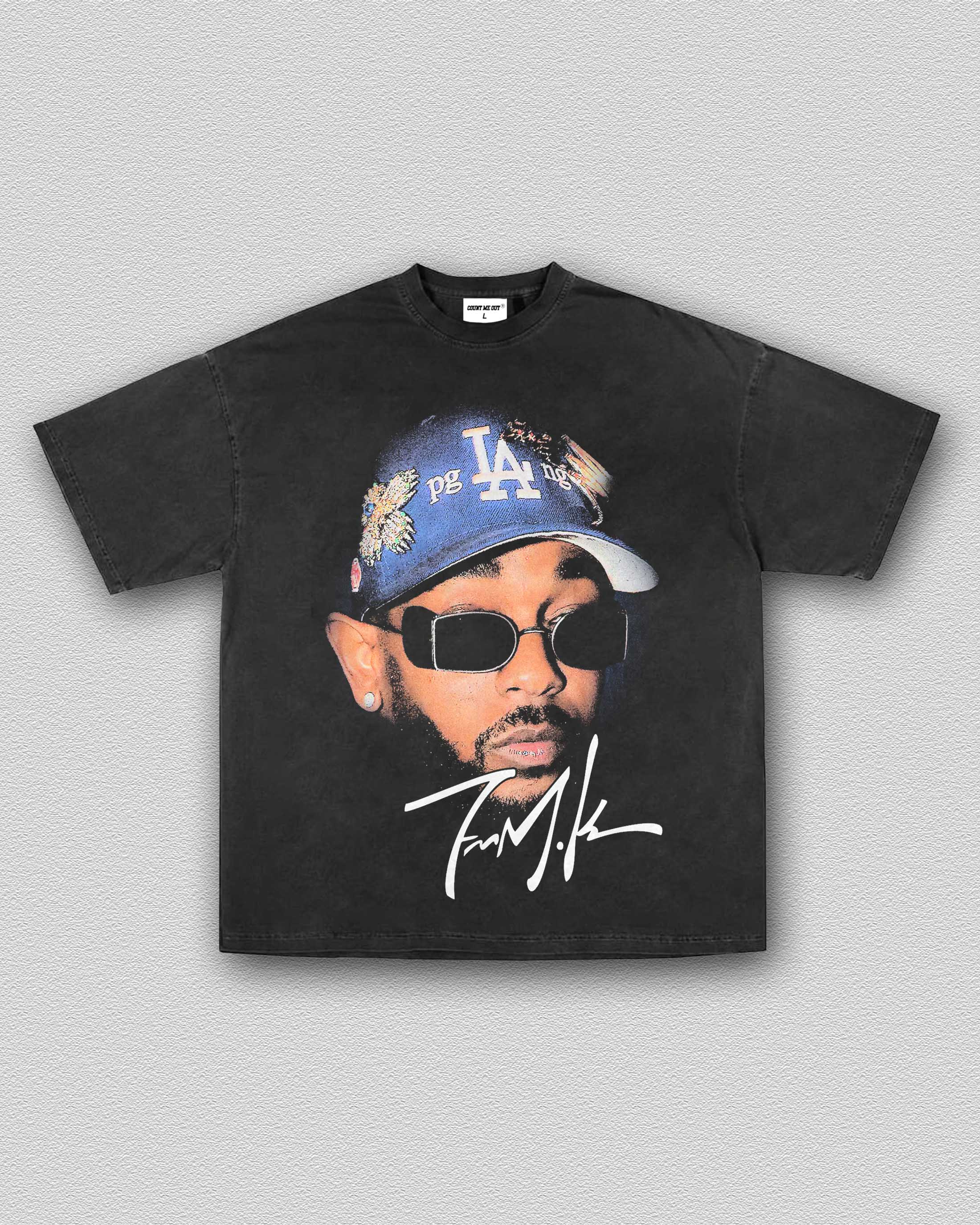 K.DOT BIG FACE TEE